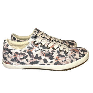 TAOS Star Shoes Animal Print Leopard Canvas Orthopedic Chic Coastal Size 8 EUC